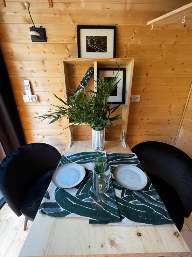 La Cabane Du 375, Piscine Clim,Jacuzzi Et Insolite Saint-Jean-de-Moirans Bagian luar foto